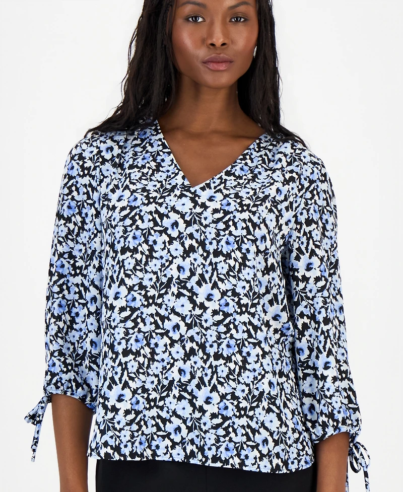 Anne Klein Essentials Petite Printed 3/4-Sleeve V-Neck Top