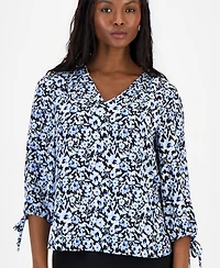Anne Klein Essentials Petite Printed 3/4-Sleeve V-Neck Top
