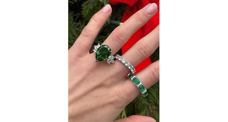 Suzy Levian New York Gala Collection Sterling Silver Large Firework Pear-Cut Cubic Zirconia Marquise Burst Cocktail Ring