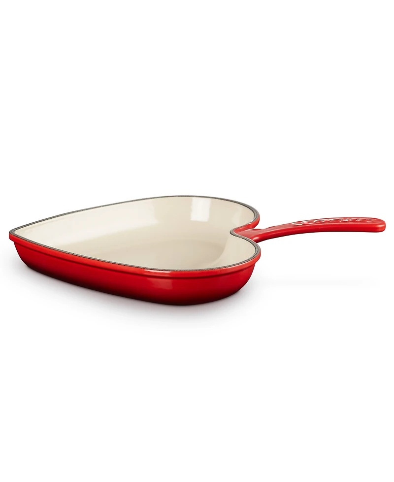 Le Creuset Enameled Cast Iron 2-Quart Traditional Heart Skillet
