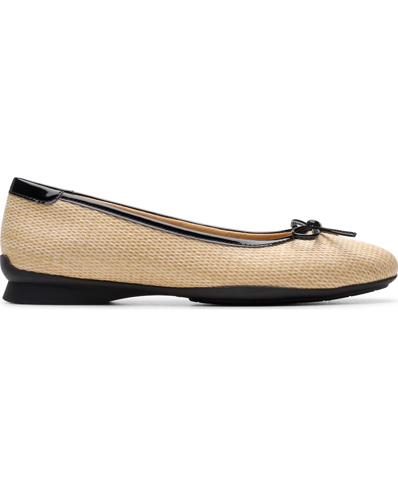 Clarks Women's Jazmynn Bow Round Toe Flats