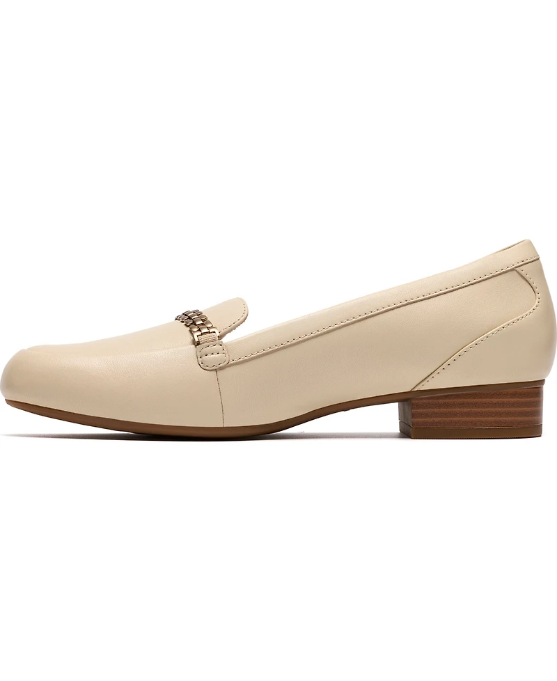 Clarks Women's Juliet Mia Round Toe Dress Loafers