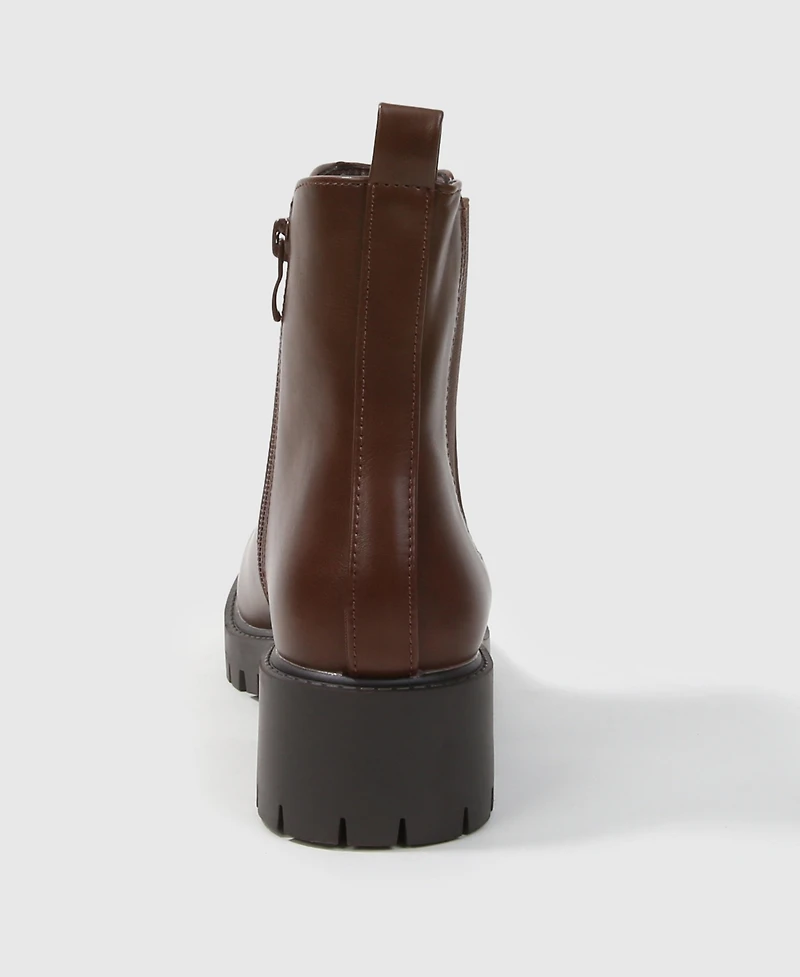 Berness Women's Kaya Lug Sole Chelsea Booties