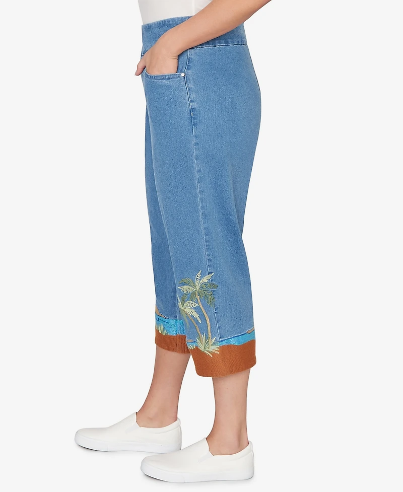 Alfred Dunner Plus Beachcomber Beach Embroidered Cuff Super Stretch Denim Capri Pants