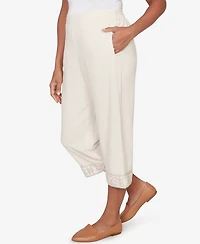 Alfred Dunner Plus Natural Wonder Crochet Trim Linen Capri Pants
