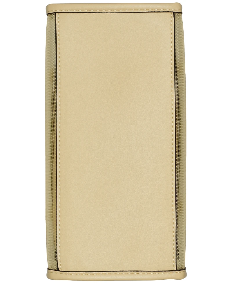 Calvin Klein Modern Essential Small Crossbody Bag