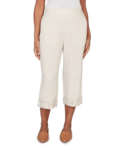 Alfred Dunner Petite Natural Wonder Crochet Trim Capri Pants