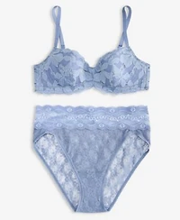 B.Temptd By Wacoal Womens Feeling Famous Balconette Contour Bra Lace Kiss High Leg Brief Underwear