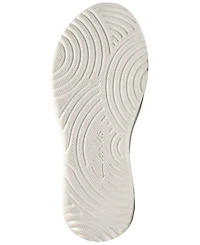 Clarks Women's Cloudsteppers Solevana Weave Slip On Sneakers