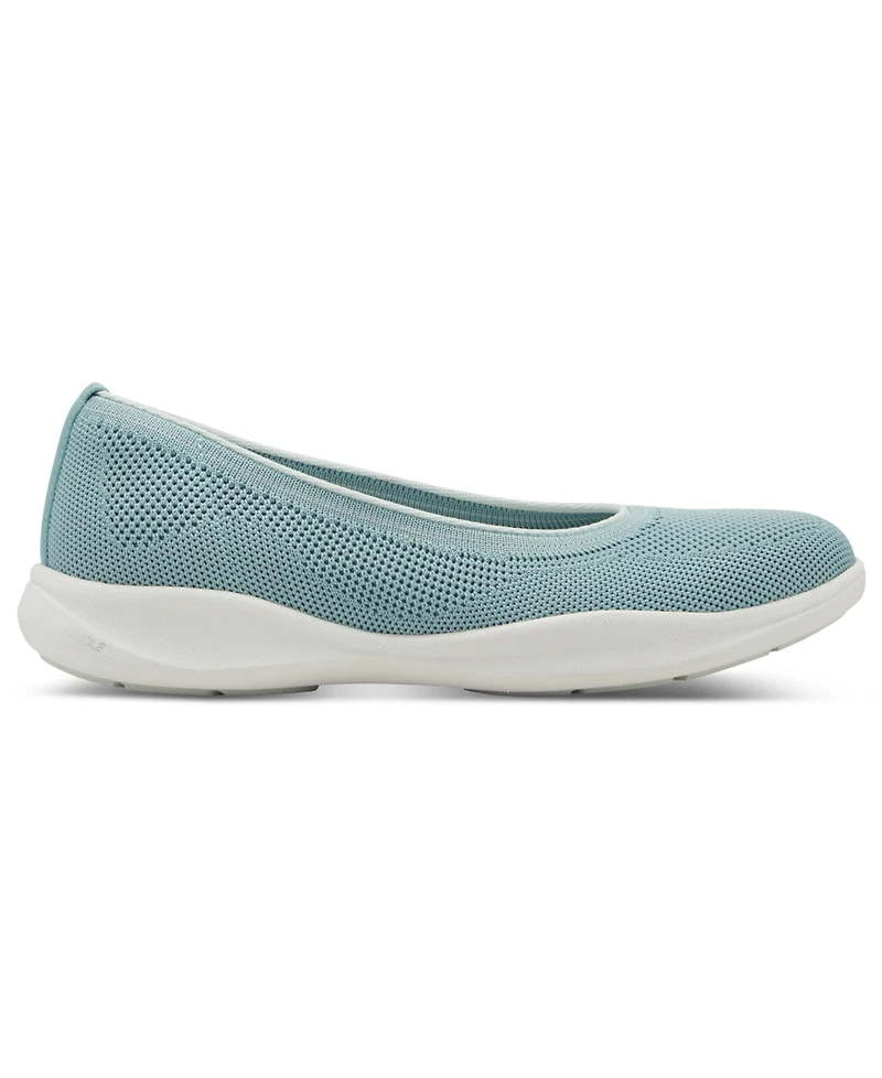 Rockport Women's Roana Slip-On Round Toe Flats