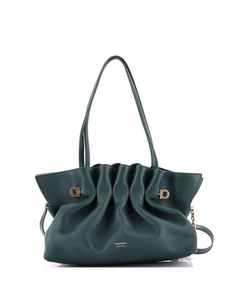 Pre-Owned Salvatore Ferragamo Medium Soft Bag Leather