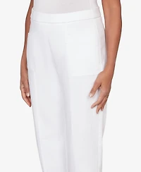 Alfred Dunner Women's The Royal Treatment Relaxed Flat Front Patch Pocket Capri