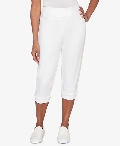 Alfred Dunner Women's Port Side Mother of Pearl Denim Super Stretch Capri Jeans