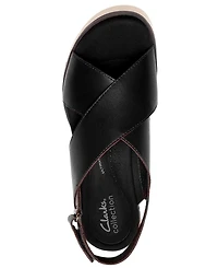 Clarks Women's Diaz Cross Round Toe Wedge Sandals