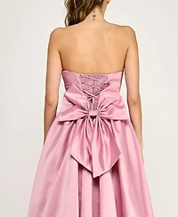 B Darlin Juniors' Strapless Ball Gown