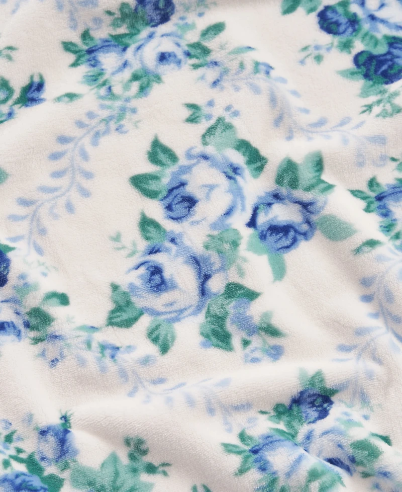 Jessica Simpson Oversized Plush Throw, 60" x 70"