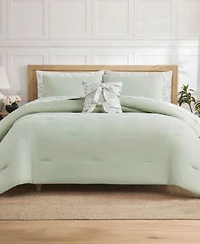 Jessica Simpson Felicity Floral Comforter Sets