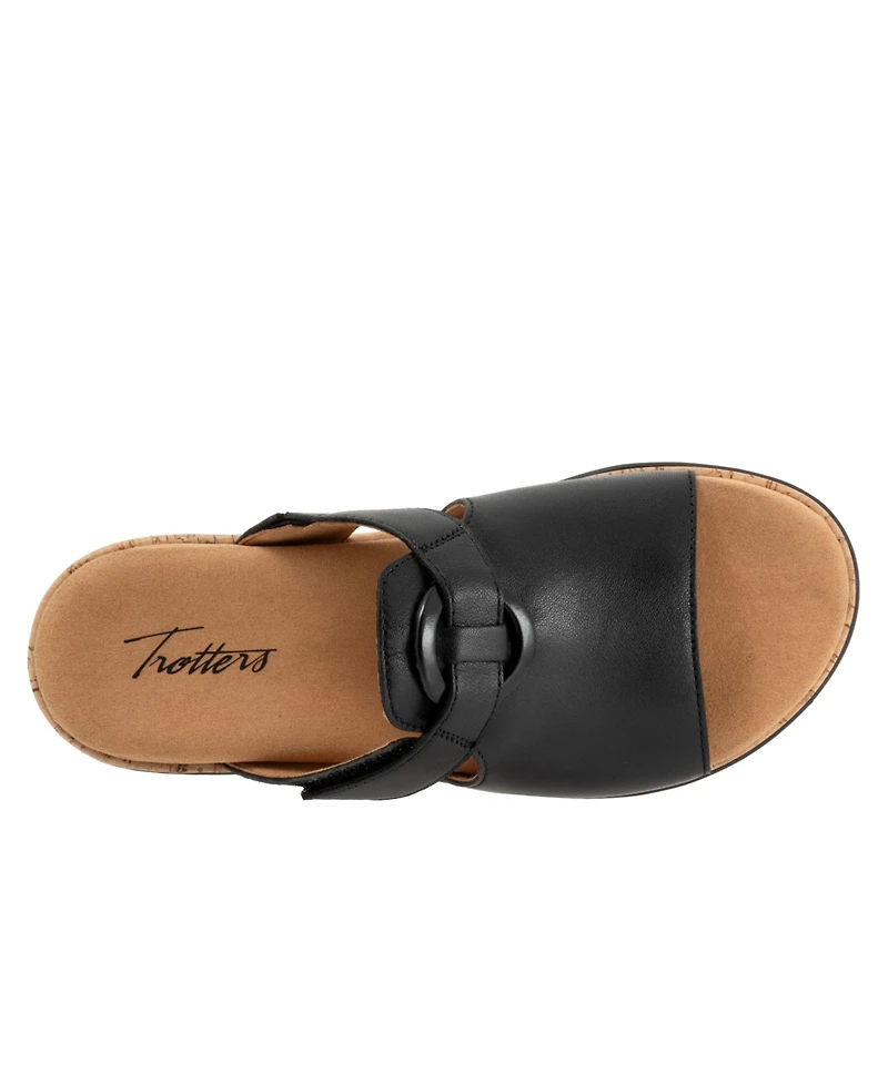 Trotters Women's Ginnie Sandal