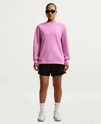 Nike Sportswear Women's Club Fleece Loose Crewneck Sweatshirt