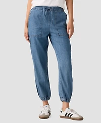 Levi's Plus Size Tapered-Leg Mid-Rise Jogger Pants