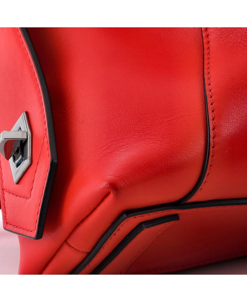 Pre-Owned Givenchy Small Antigona Soft Bag Leather