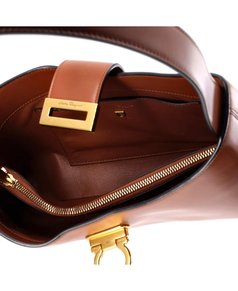 Pre-Owned Salvatore Ferragamo East West Trifolio Shoulder Bag Leather