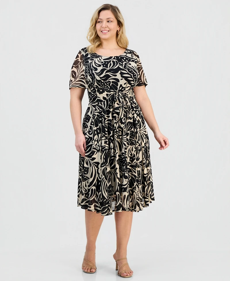 Robbie Bee Plus Round-Neck Tie-Waist Dress
