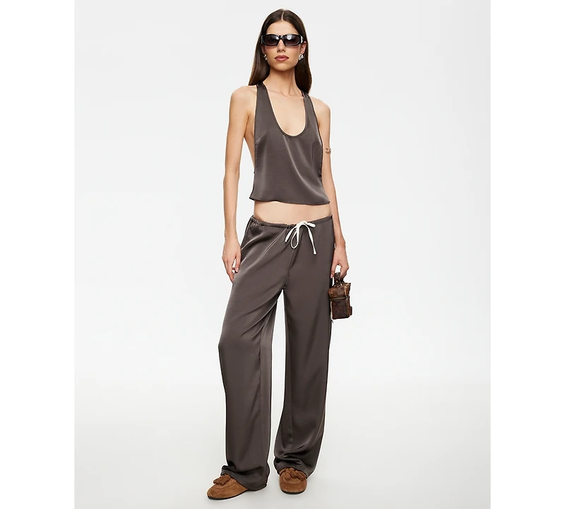 Lioness Women's U-Neck Sleeveless Tank Top