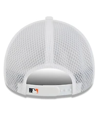 New Era Men's White Detroit Tigers 2026 Batting Practice Apex 9FORTY Adjustable Trucker Hat