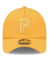 New Era Men's Gold Pittsburgh Pirates 2026 Batting Practice Apex 9FORTY Adjustable Trucker Hat