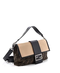 Pre-Owned Fendi Large Baguette Nm Bag Zucca Canvas with Leather