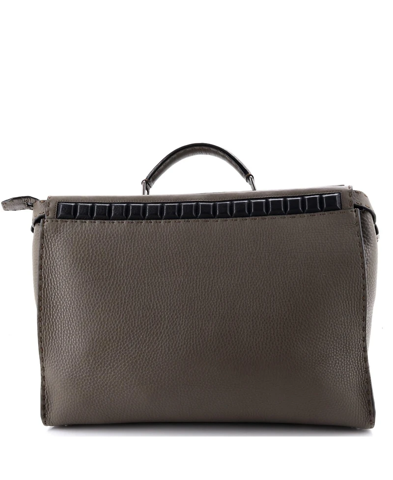 Pre-Owned Fendi Xl Selleria Peekaboo Bag Leather with Studded Detail