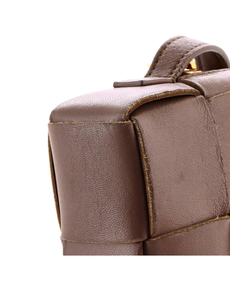 Pre-Owned Bottega Veneta Mini Cassette Zip Phone Crossbody Bag Maxi Intrecciato Leather