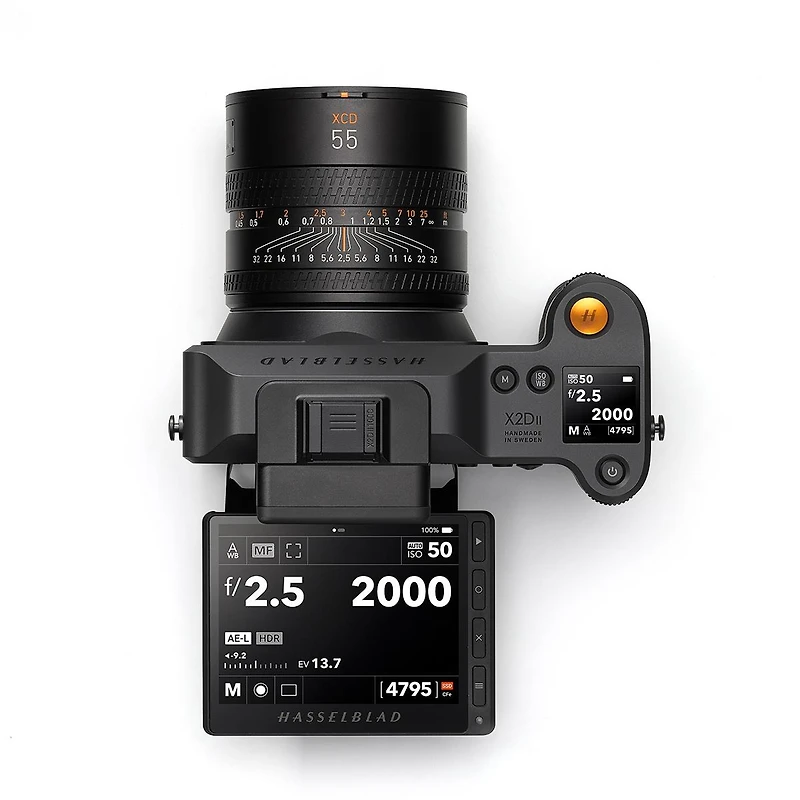Hasselblad X2D Ii 100C Medium Format Mirrorless Camera + Hasselblad Xcd 35-100mm f/2.8-4 E Lens