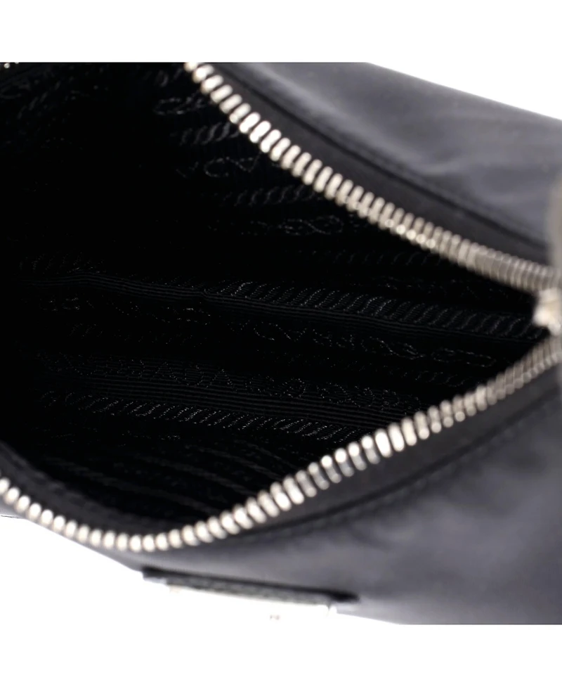 Pre-Owned Prada Mini Re-Edition 2005 Hobo Tessuto with Saffiano Leather