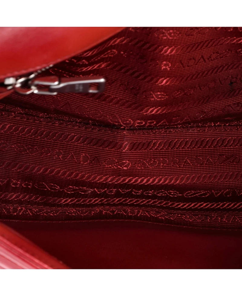 Pre-Owned Prada Medium Chain Flap Shoulder Bag Diagramme Quilted Leather