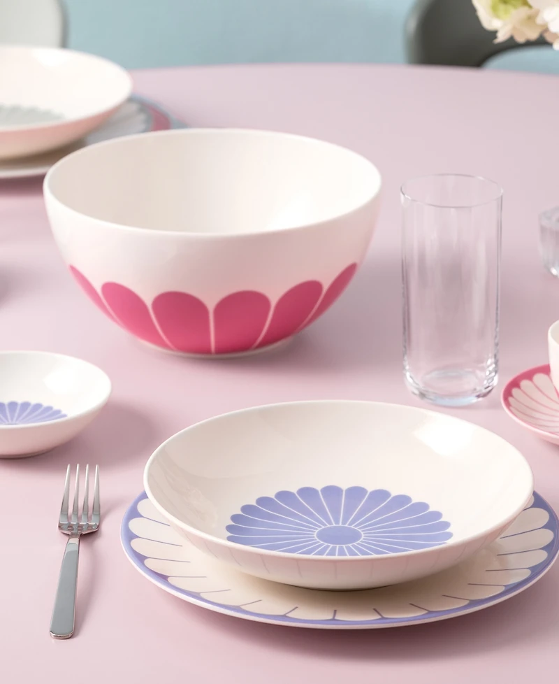 Villeroy & Boch Fleur Couleur 111.5 oz. Round Vegetable and Salad Bowl