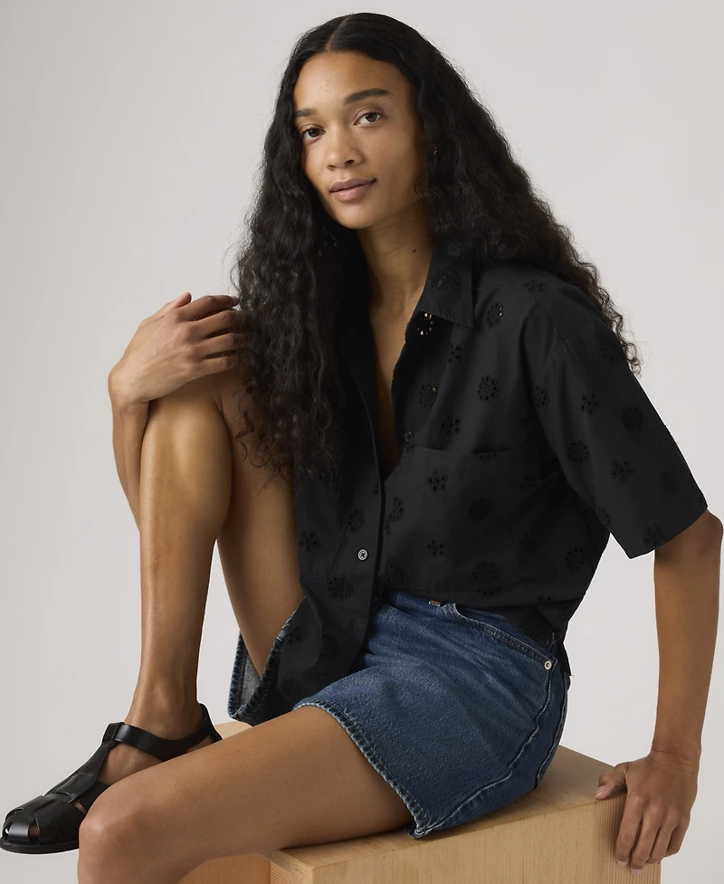 Levi's Women's Novelty Harlie Short-Sleeve Cotton Cropped Shirt