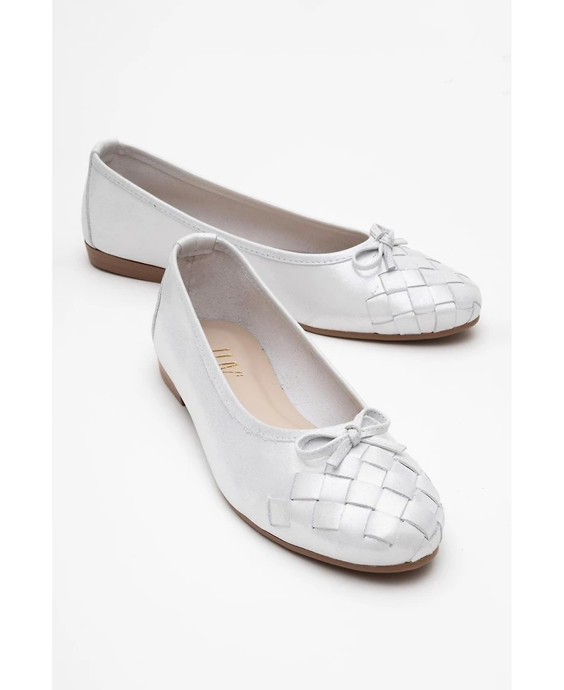 Forever and Always Shoes Women's Nopos Leather Cap Toe Ballet Flat