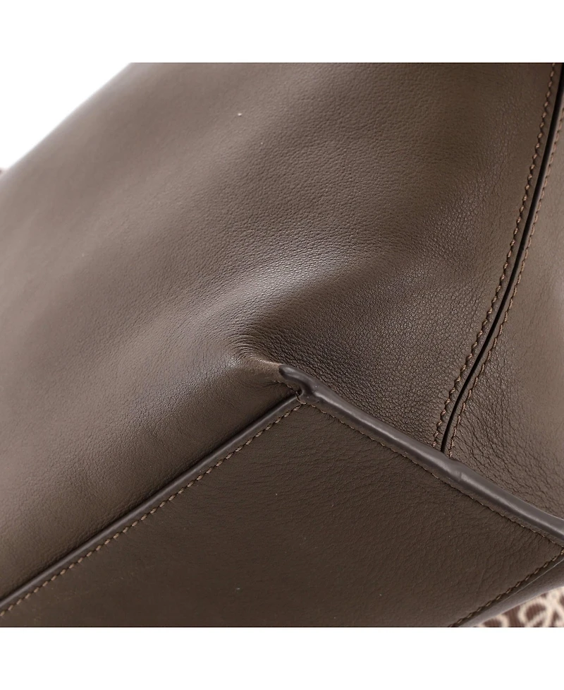 Pre-Owned Loewe Small Cubi Crossbody Bag Leather