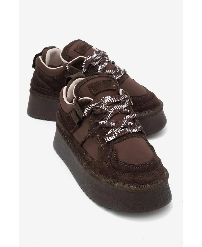 Forever & Always Shoes Women's Riven Leather Platform Sneaker