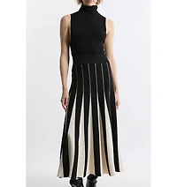 Karen Millen Women's Pointelle Block Pleated Skirt