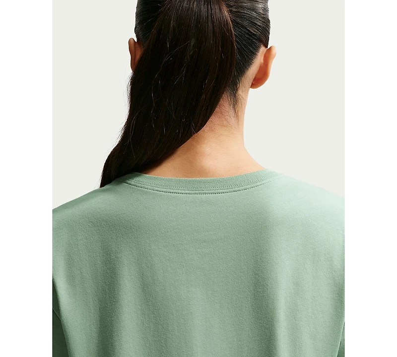 Nike Sportswear Women's Essentials Logo T-Shirt