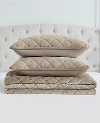 Bcbg Maeve Embossed Plush 3-Pc. Quilt Set