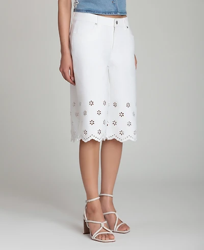 Avec Les Filles Women's Mid-Rise Floral Cutout Detail Shorts