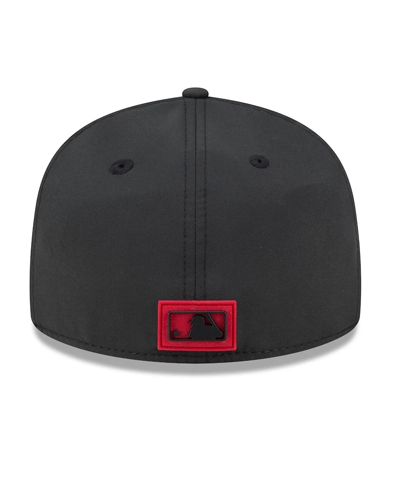 New Era Men's Black Cincinnati Reds 2026 Clubhouse 59FIFTY Fitted Hat