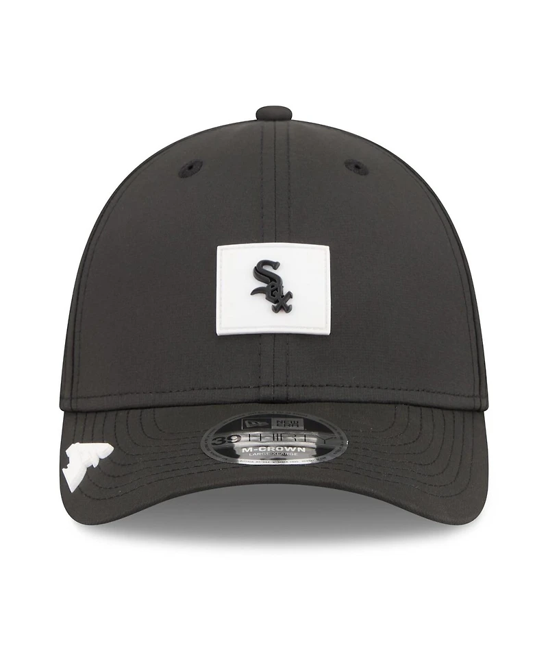 New Era Men's Black Chicago White Sox 2026 Clubhouse M-Crown 39THIRTY Flex Hat