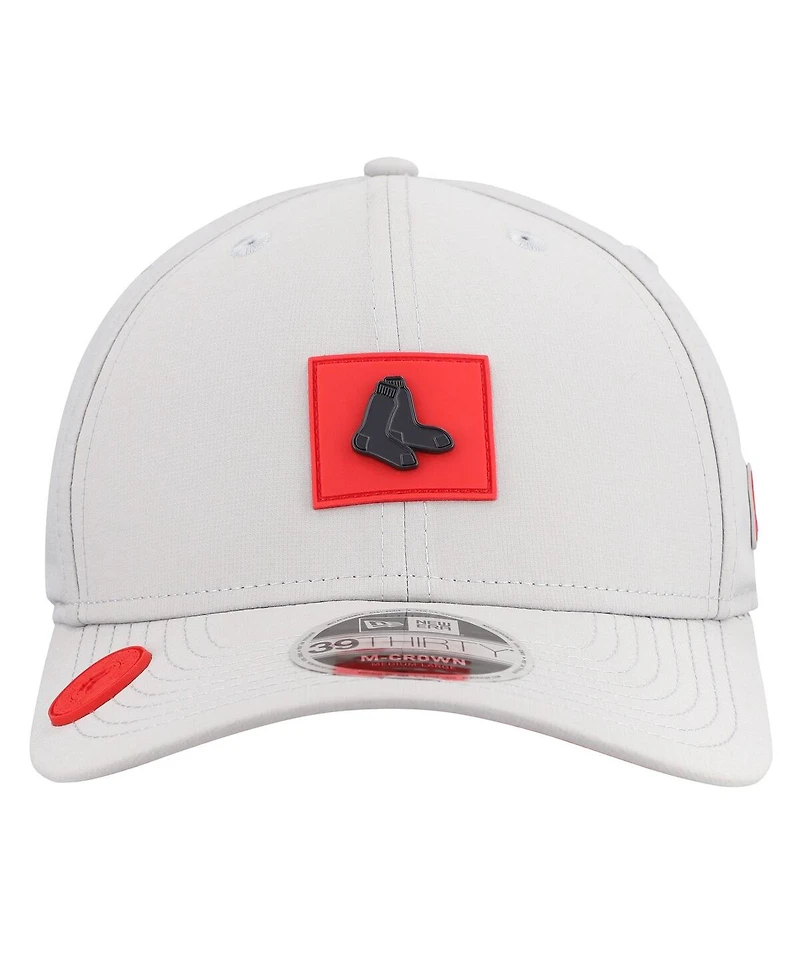 New Era Men's Gray Boston Red Sox 2026 Clubhouse Alternate 39THIRTY Flex Hat