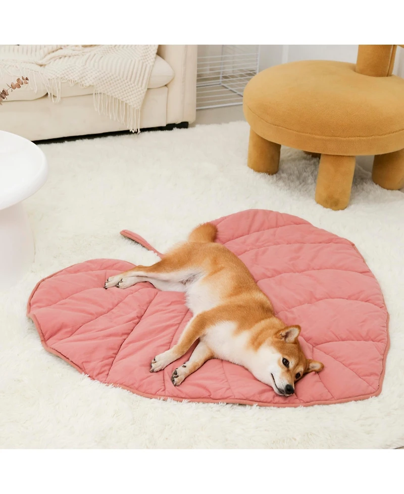FunnyFuzzy Leaf Shape Pet Blanket