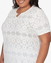 Alfred Dunner Plus Vintage Charm Solid Eyelet Split Beaded Neck T-Shirt